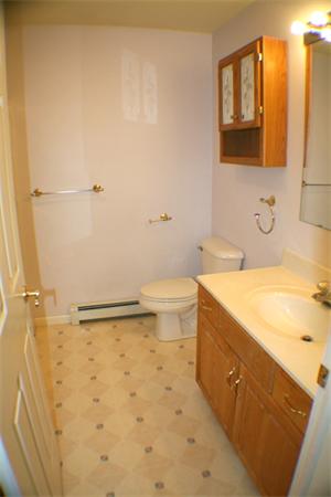 5 R Ash Street Webster, MA 01570 - Photo 13 of 30 Gallery Image 13