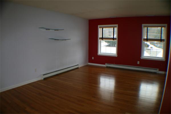 5 R Ash Street Webster, MA 01570 - Photo 7 of 30 Gallery Image 7