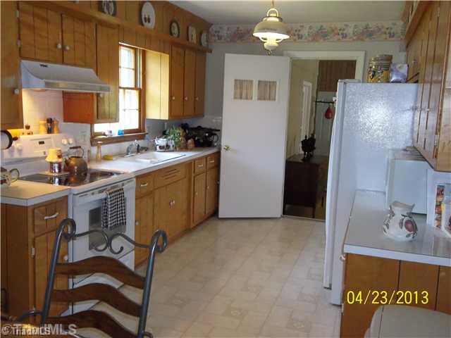 409 McKinney Road Mount Airy, NC 27030 - Photo 8 of 15 Kitchen.