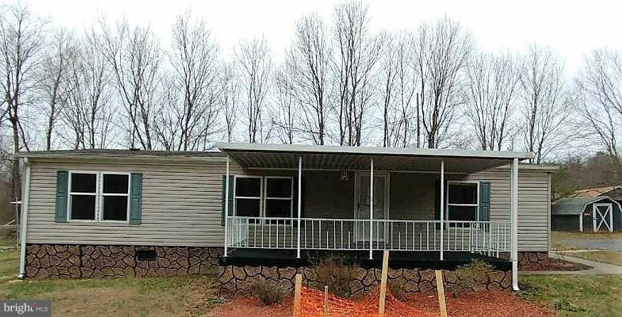13728 Spruce Springs Road Southwest Cumberland, MD 21502 - Photo 1 of 20 Exterior (Front)