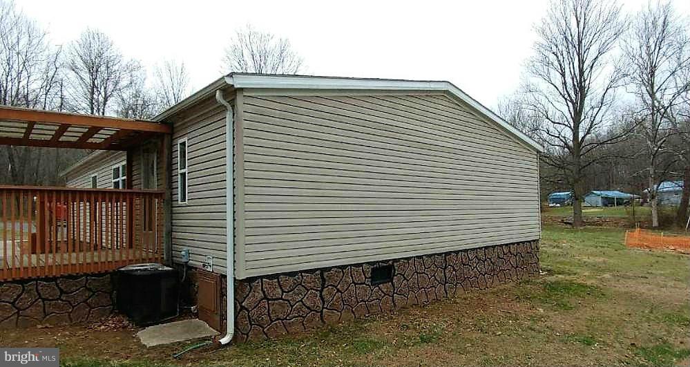 13728 Spruce Springs Road Southwest Cumberland, MD 21502 - Photo 12 of 20 Exterior (General)