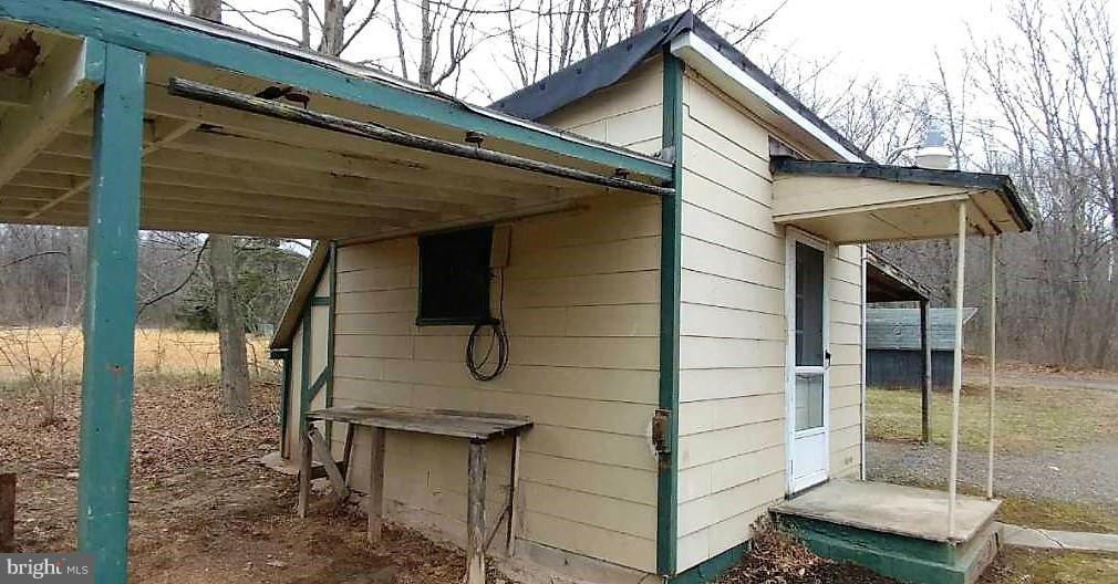 13728 Spruce Springs Road Southwest Cumberland, MD 21502 - Photo 15 of 20 Exterior (General)