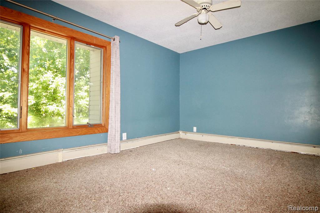 3515 Lahring Road Linden, MI 48451 - Photo 14 of 27
