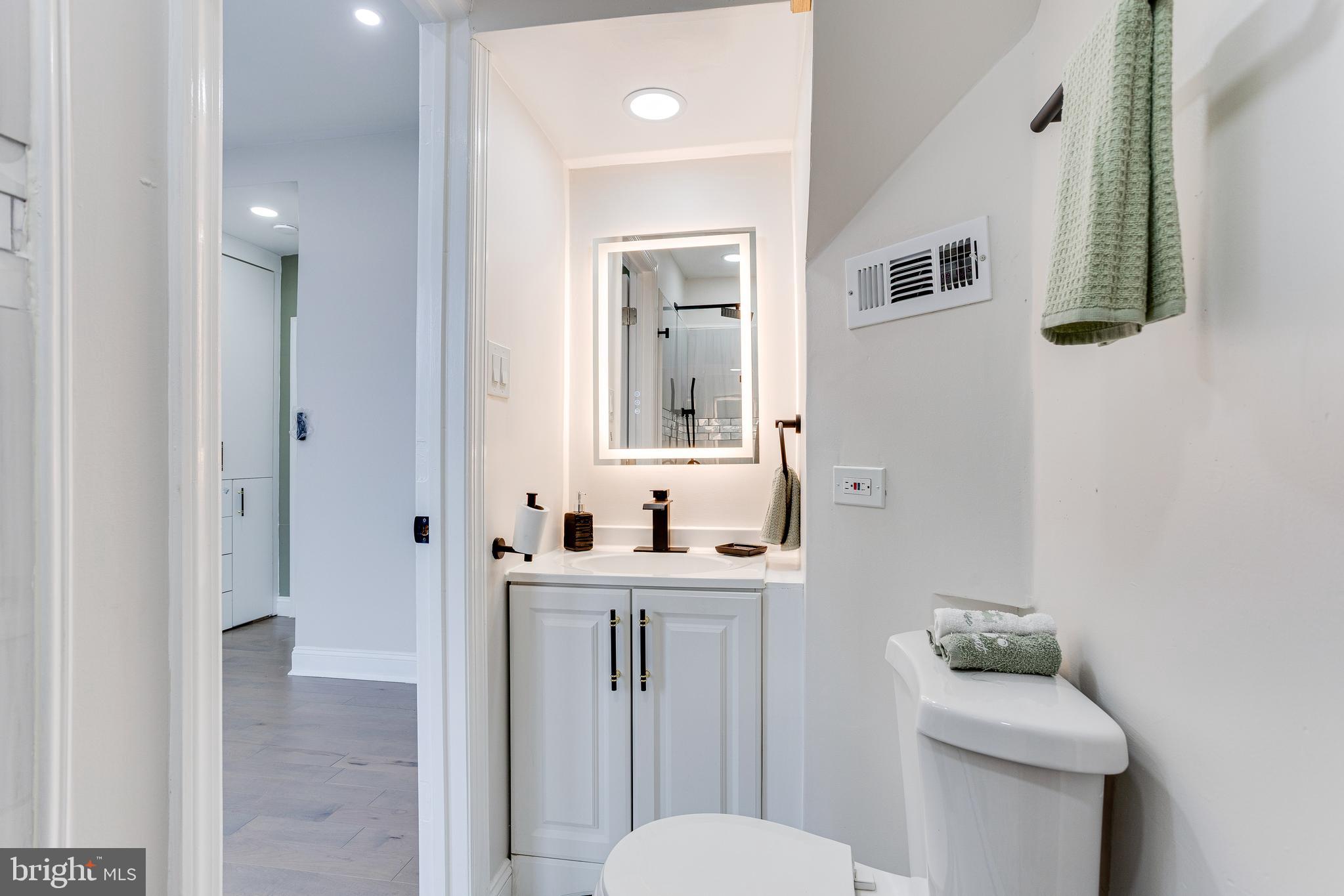 3854 North 9th Street Philadelphia, PA 19140 - Photo 26 of 35