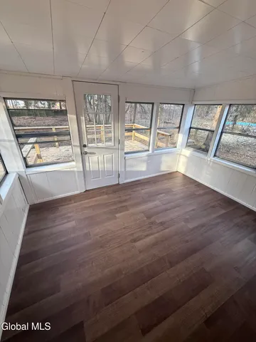 $284,999 | 46 Consaul Road, Colonie, NY 12205