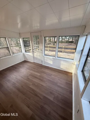 $284,999 | 46 Consaul Road, Colonie, NY 12205