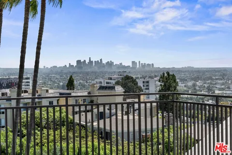 $695,000 | 1230 Horn Avenue, Unit 304, West Hollywood, CA 90069