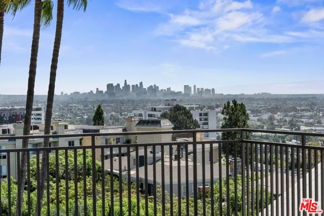 $695,000 | 1230 Horn Avenue, Unit 304, West Hollywood, CA 90069