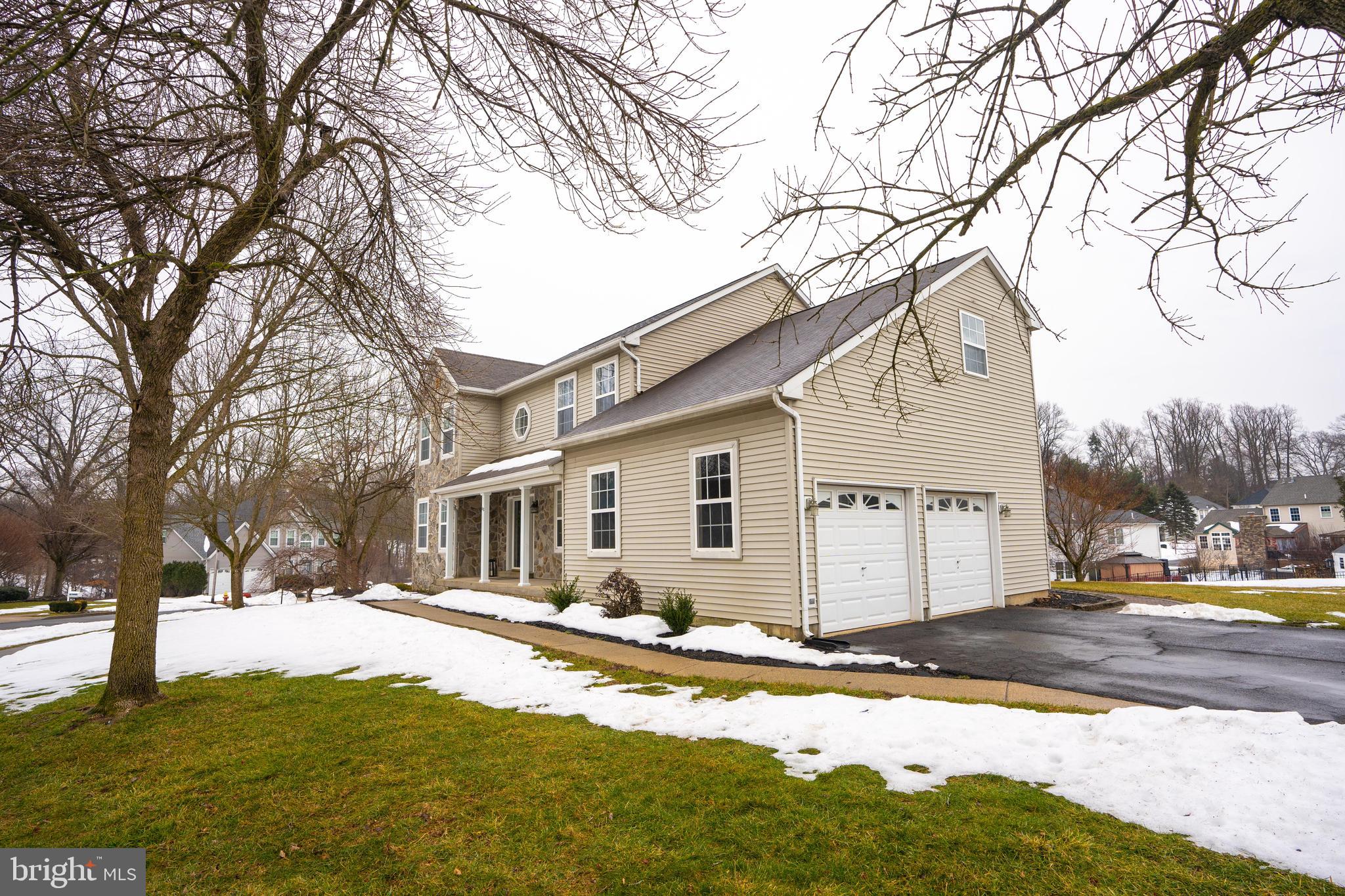 63 Fairway Drive Langhorne, PA 19047 - Photo 2 of 21