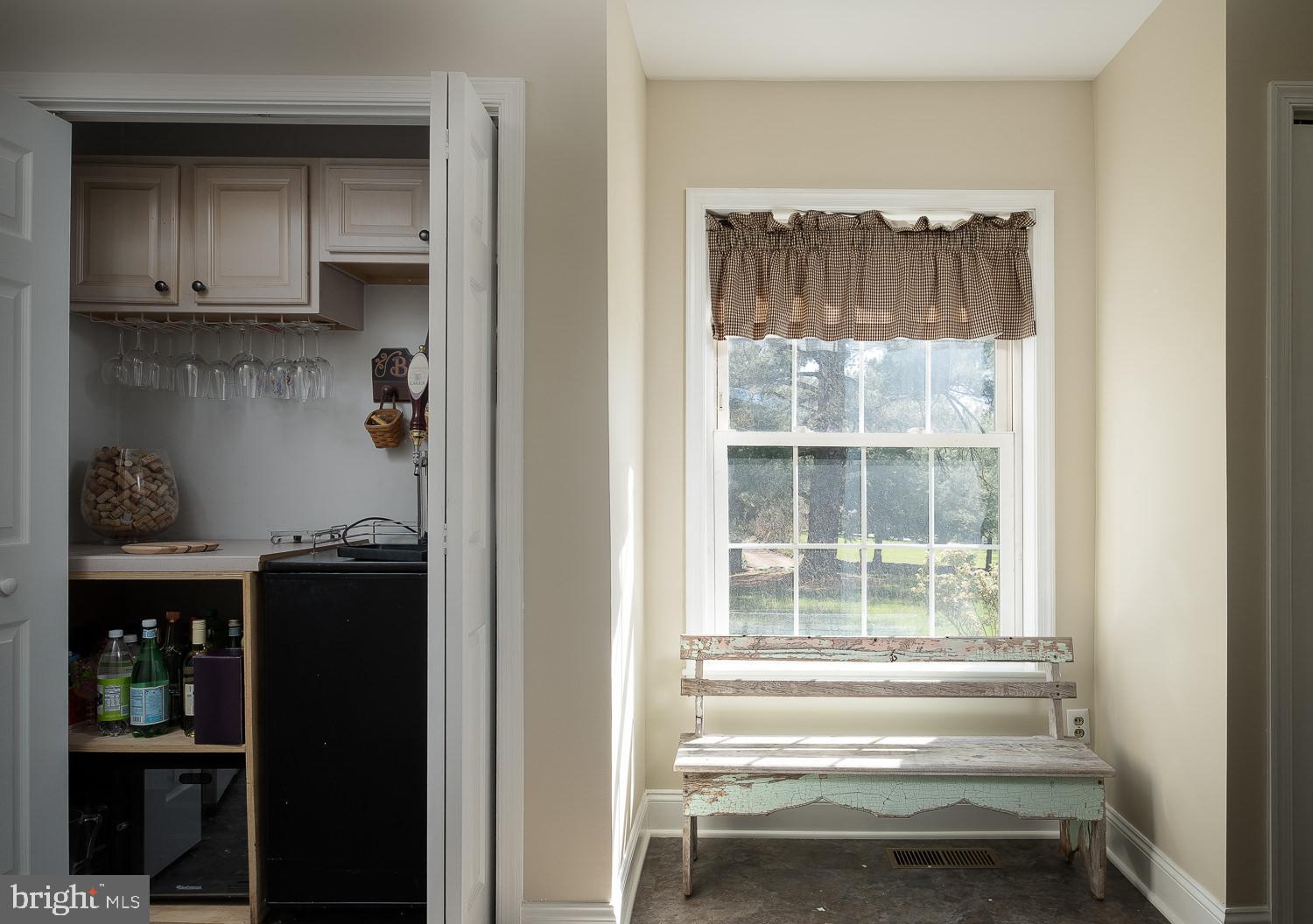 552 South Old Middletown Road Media, PA 19063 - Photo 7 of 35