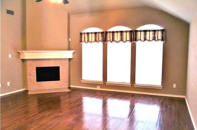 $2,400 | 6401 Sidney Lane, McKinney, TX 75070