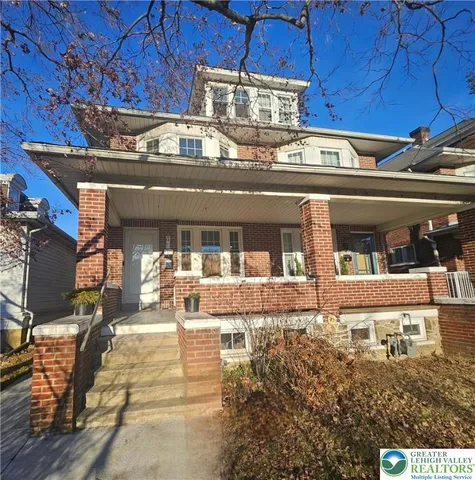 $2,100 | 1227 Delaware Avenue, Fountain Hill, PA 18015