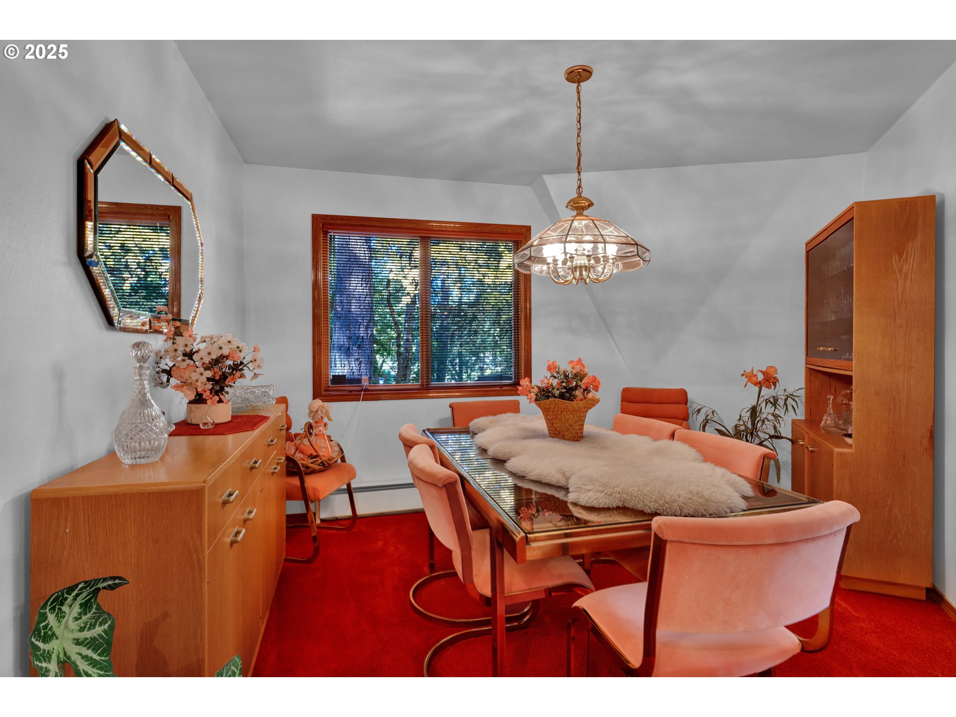 434 East 39th Avenue Eugene, OR 97405 - Photo 4 of 48 a dining room with furniture a chandelier and window