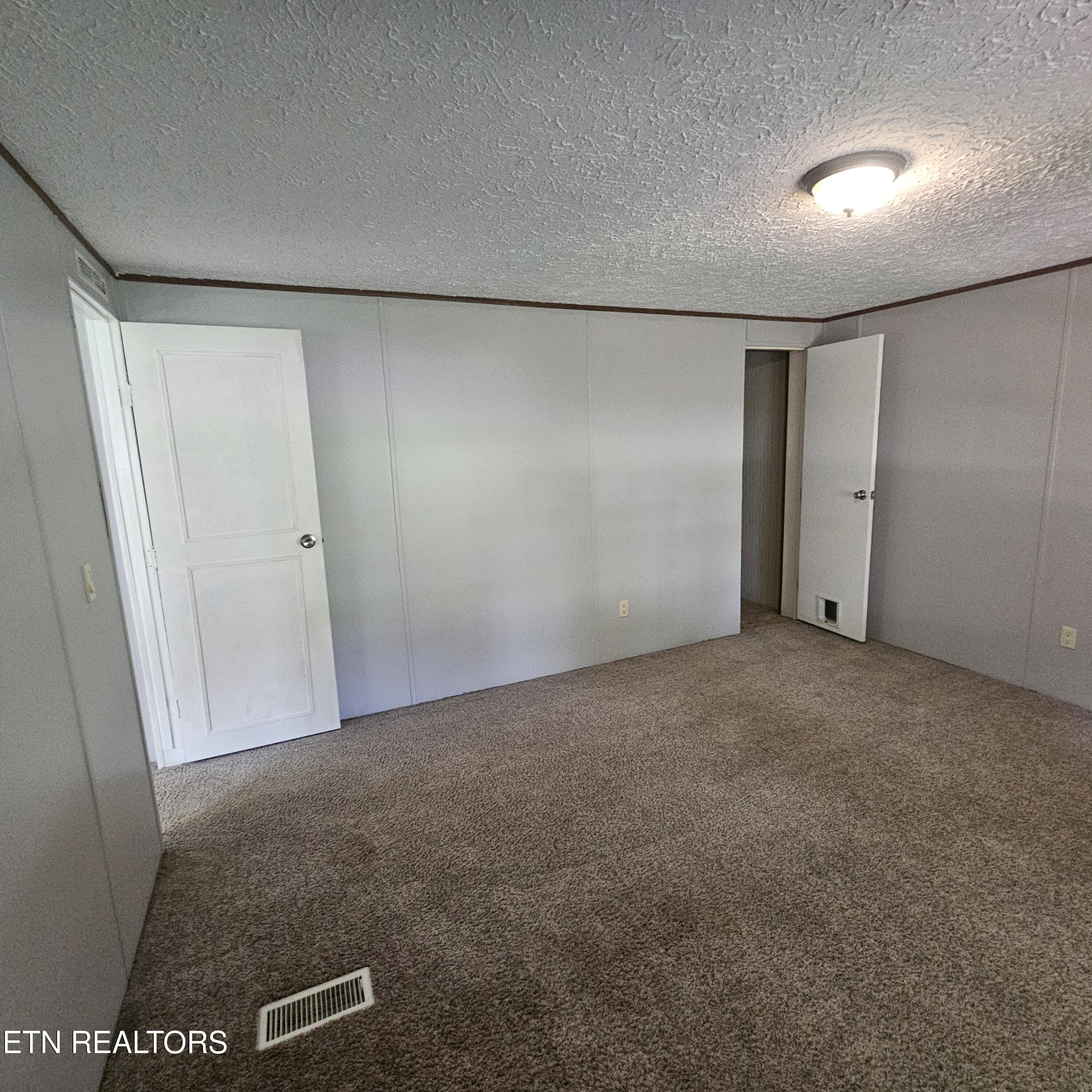 121 Harness Road New Tazewell, TN 37825 - Photo 26 of 59 20260709_120913