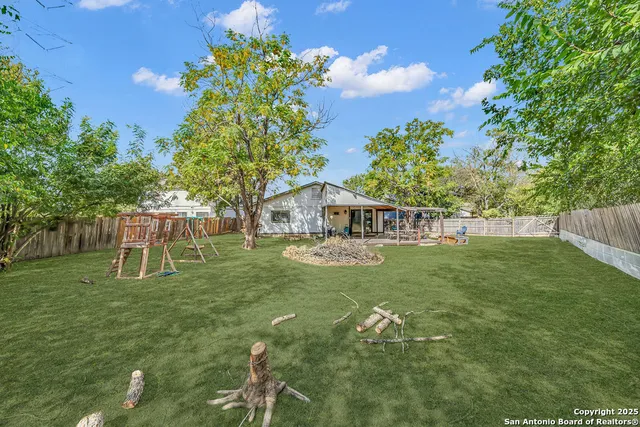 $250,000 | 4566 Sherwood Way, San Antonio, TX 78217