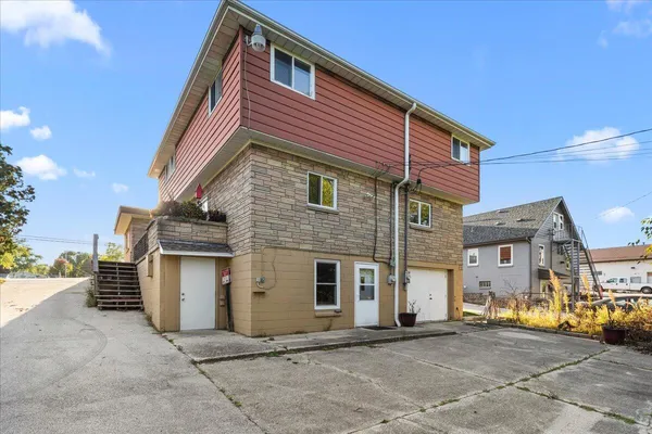 $450,000 | 1817 North Main Street, Unit 1819, West Bend, WI 53090