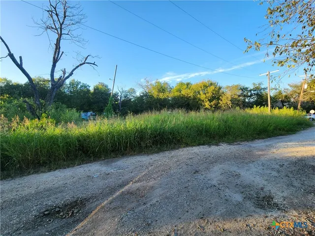 $44,900 | 612 South Criswell Street, Mart, TX 76664