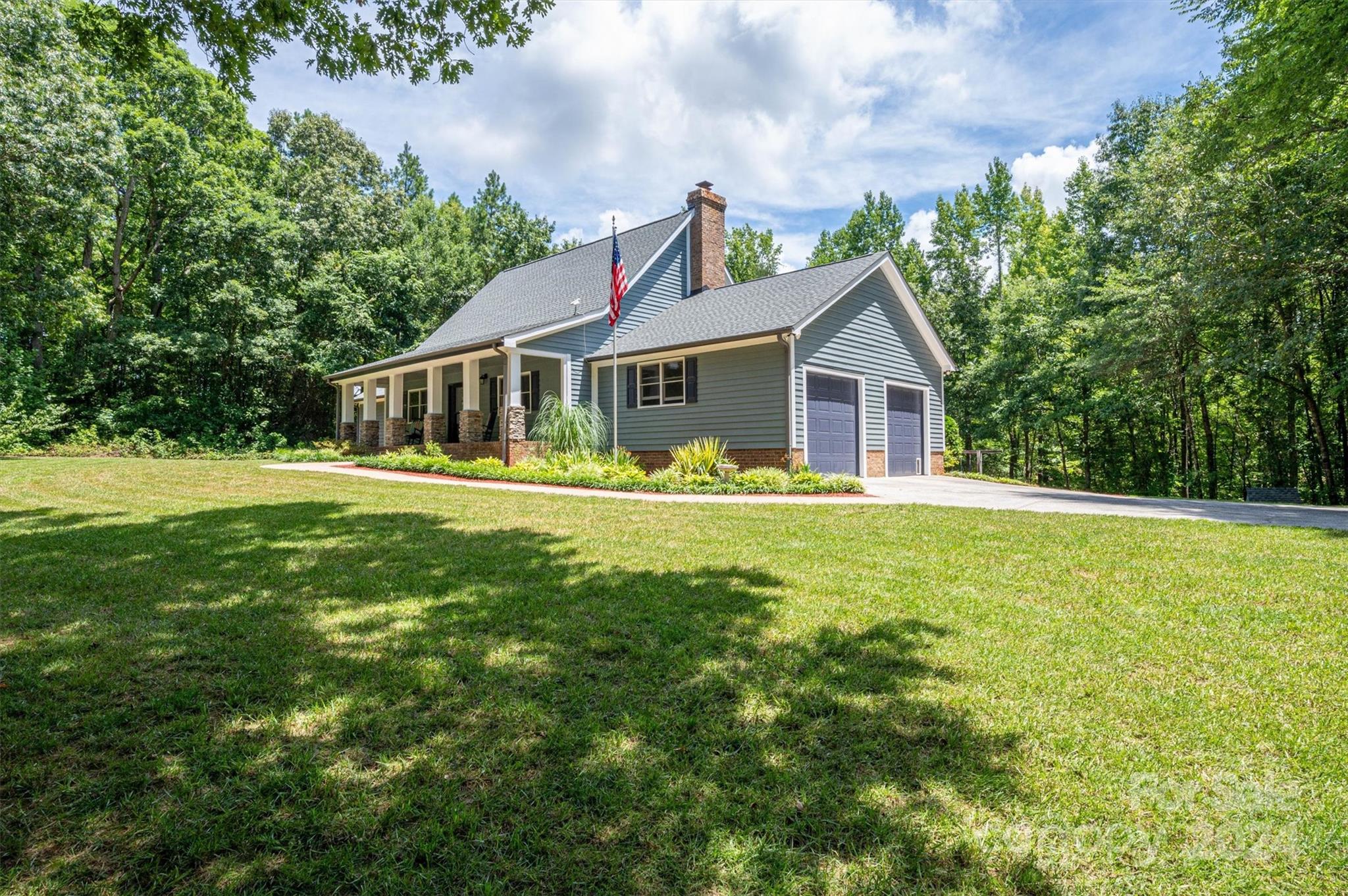 459 Patrick Road Gastonia, NC 28056 - Photo 5 of 39 a front view of house with yard and green space