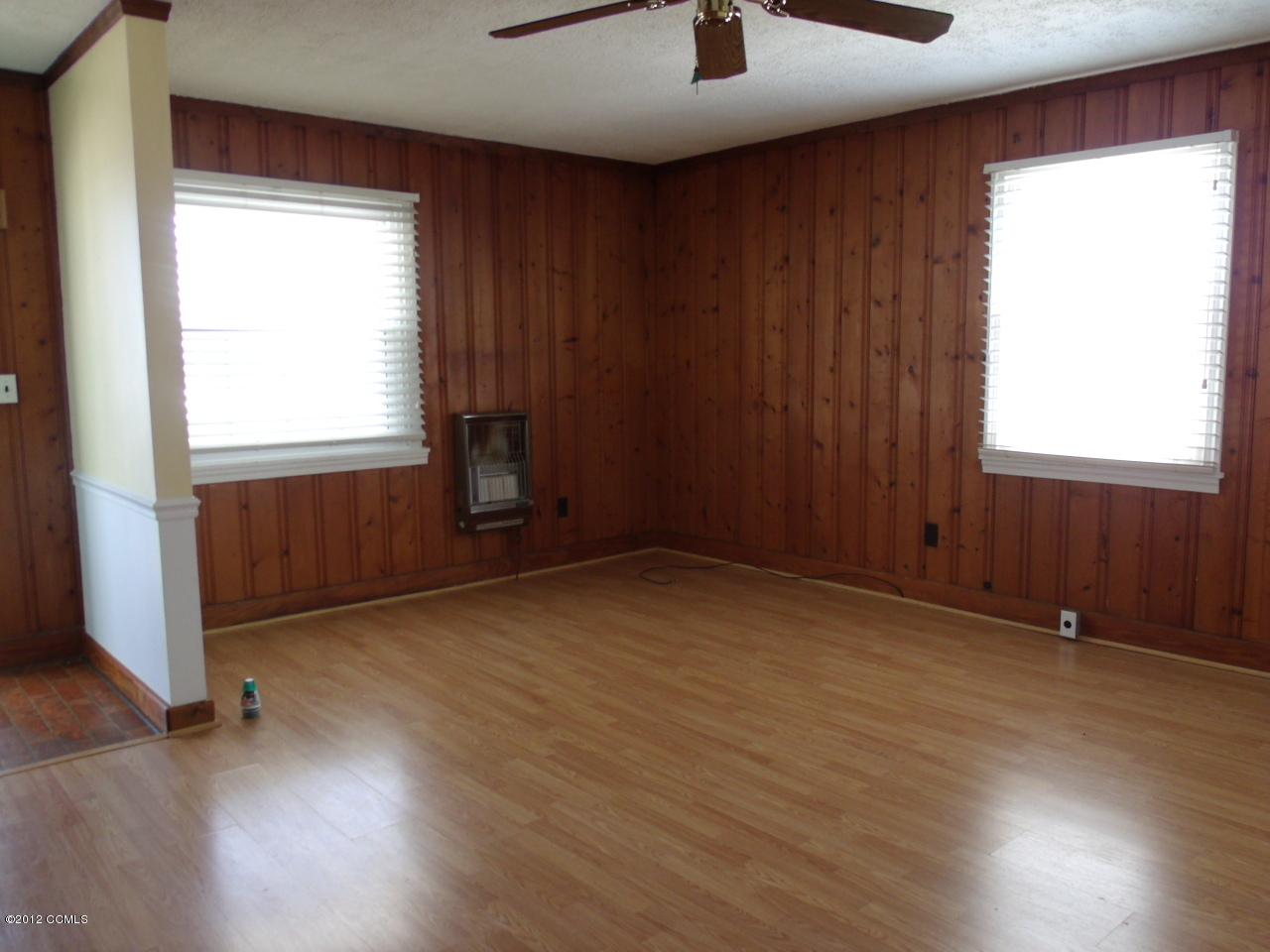 412 East Fort Macon Road Atlantic Beach, NC 28512 - Photo 2 of 5 Living Room