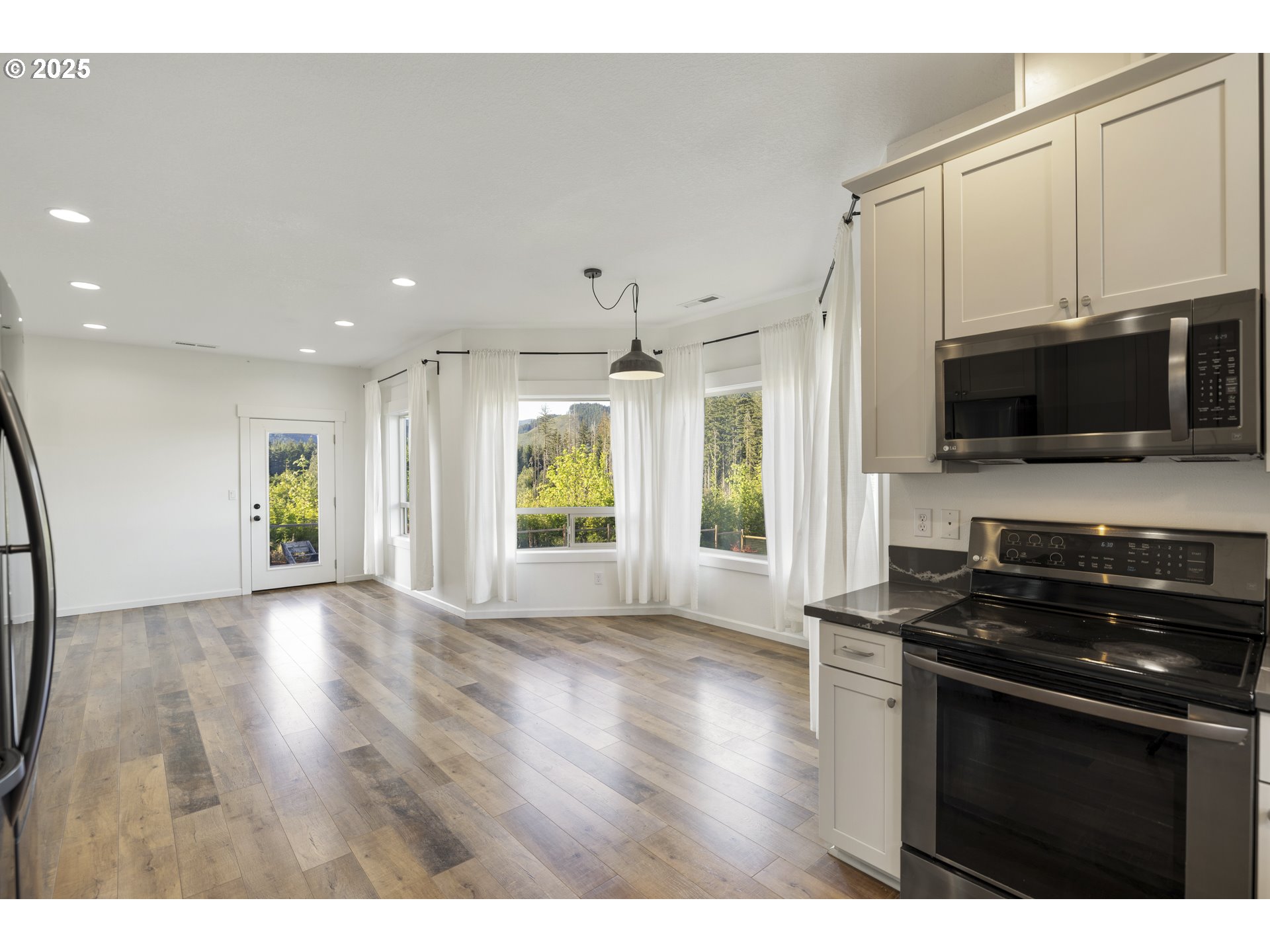 31 Kay Road Carson, WA 98610 - Photo 15 of 48 Gallery Image 15
