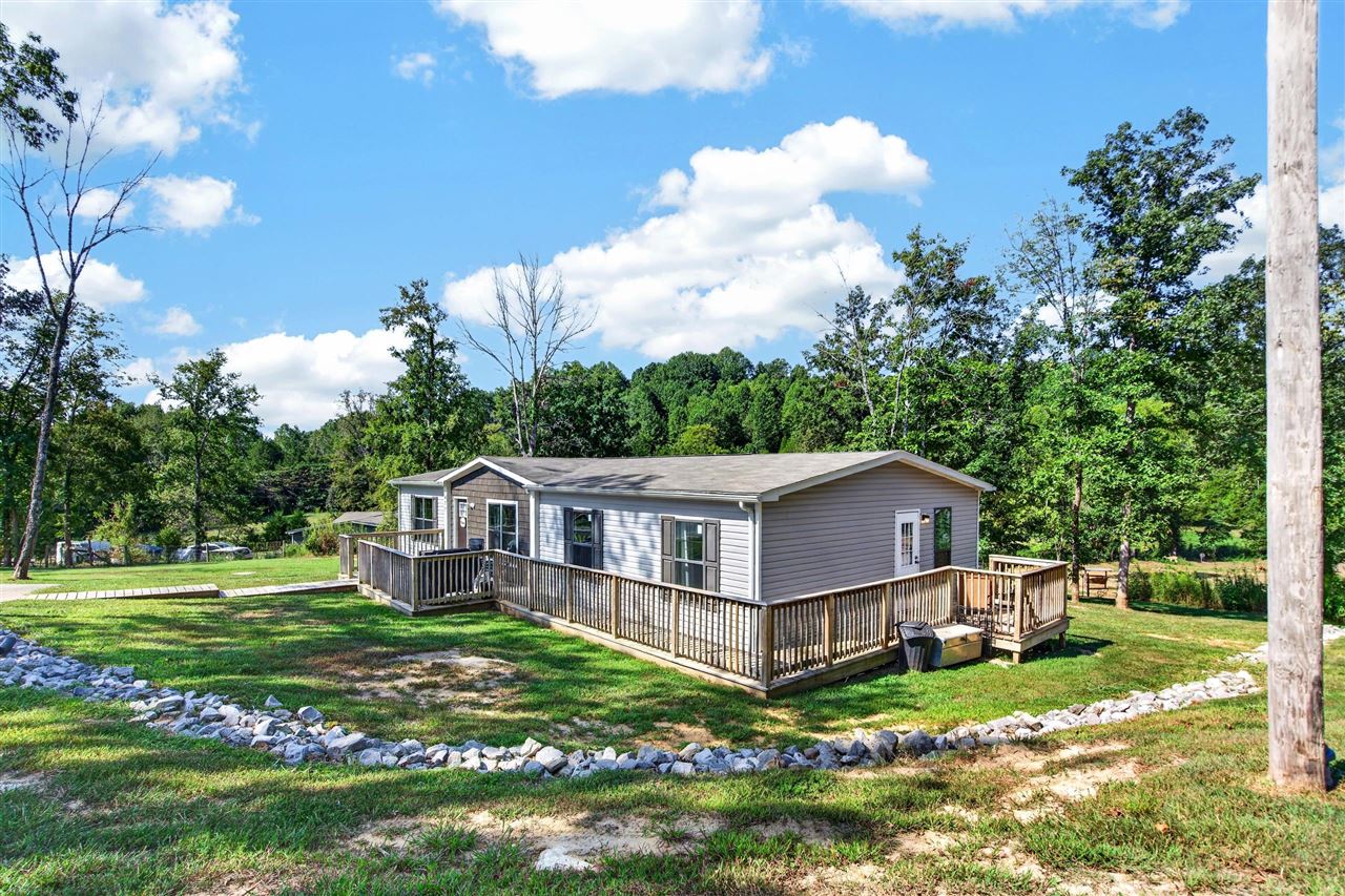 477 Raleigh Wilson Road Bowling Green, KY 42101 - Photo 2 of 33 Gallery Image 2