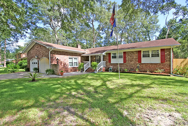 206 Grouse Road Summerville, SC 29485 - Photo 1 of 28 206 Grouse