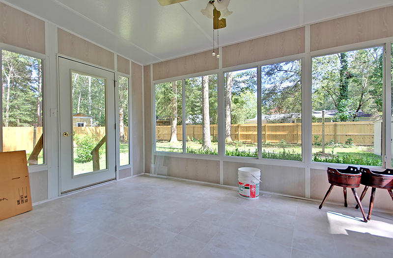 206 Grouse Road Summerville, SC 29485 - Photo 14 of 28 Spacious sunroom