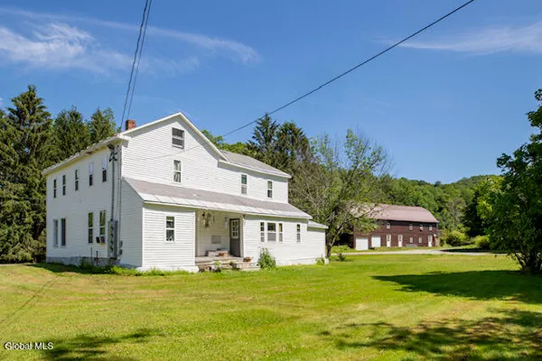 $499,000 | 17564 Highway 22, Berlin, NY 12022