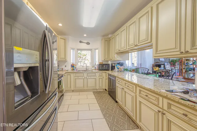 $540,000 | 1814 Blue Tick Way, Sevierville, TN 37876