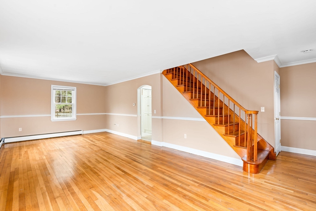 71 Narrows Road Westminster, MA 01473 - Photo 11 of 27 Gallery Image 11