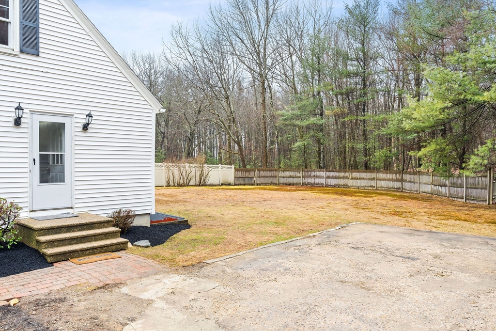 71 Narrows Road Westminster, MA 01473 - Photo 18 of 27 Gallery Image 18