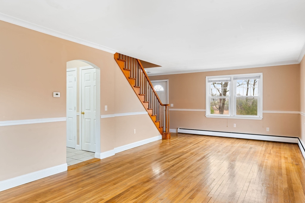 71 Narrows Road Westminster, MA 01473 - Photo 9 of 27 Gallery Image 9