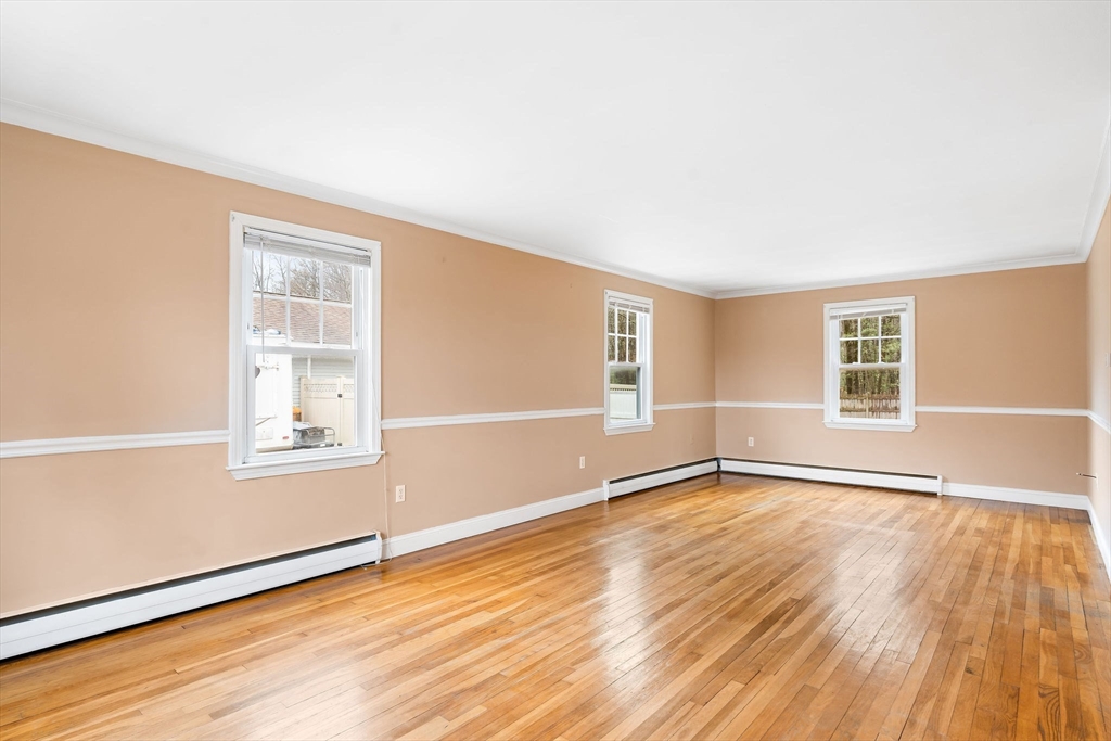 71 Narrows Road Westminster, MA 01473 - Photo 10 of 27 Gallery Image 10