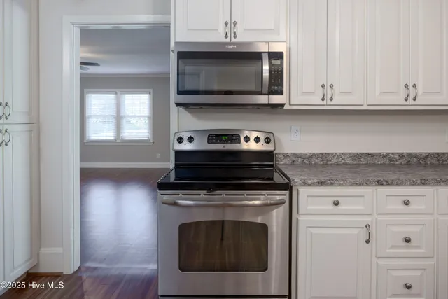 $289,900 | 6175 Maxwell Road, Autryville, NC 28318