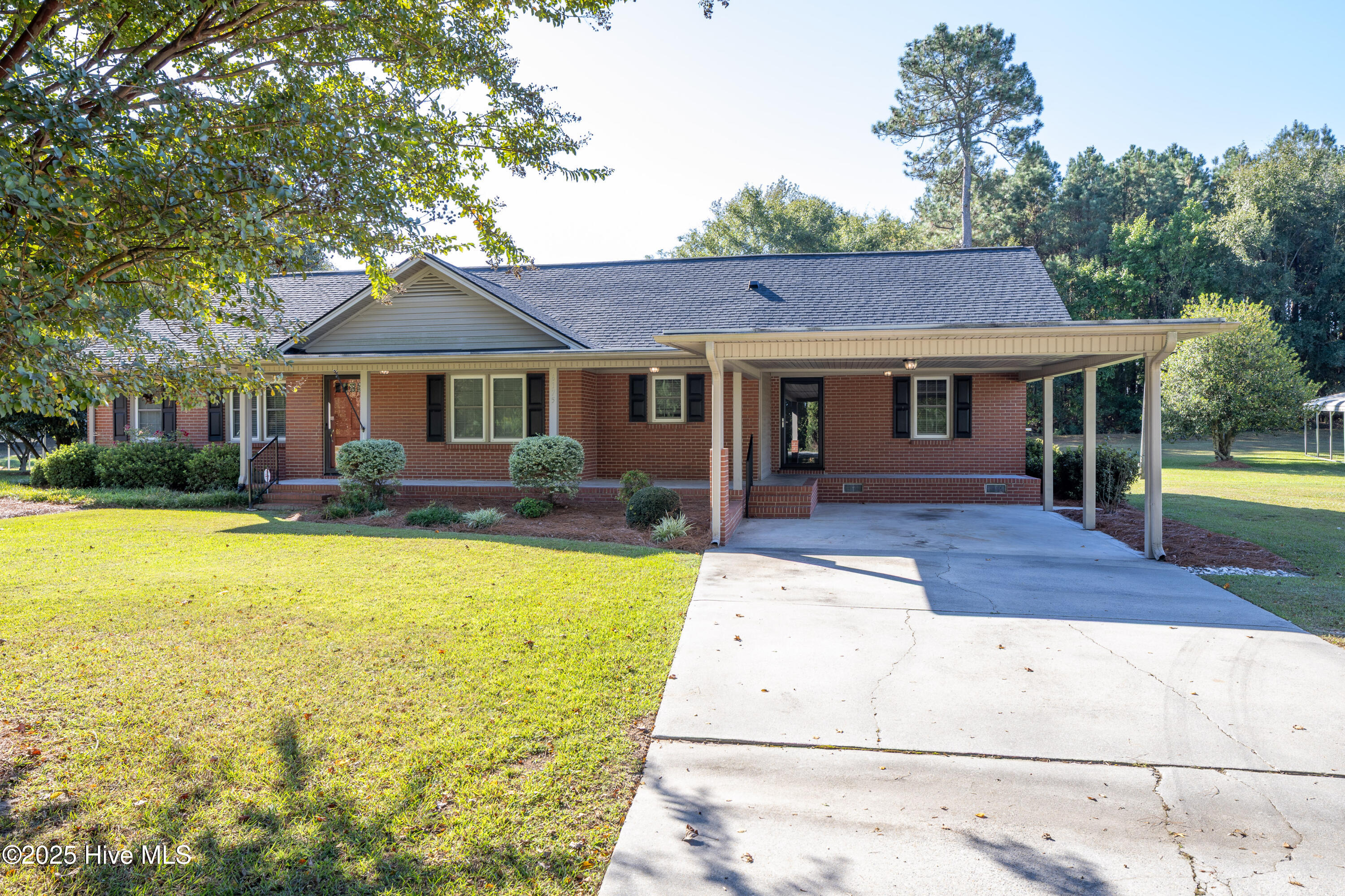 6175 Maxwell Road Autryville, NC 28318 - Photo 3 of 39 6175 Maxwell Rd3