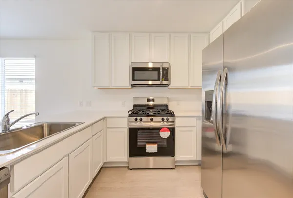 $2,250 | 26618 Pampas Grass Lane, Katy, TX 77493