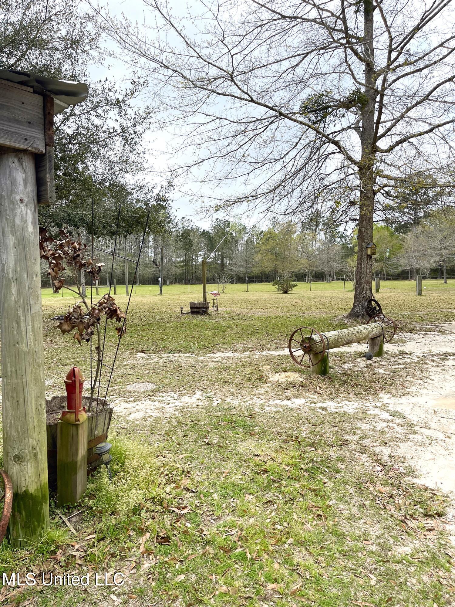 18140 Doc Lizana Road Gulfport, MS 39503 - Photo 8 of 9 IMG_3968