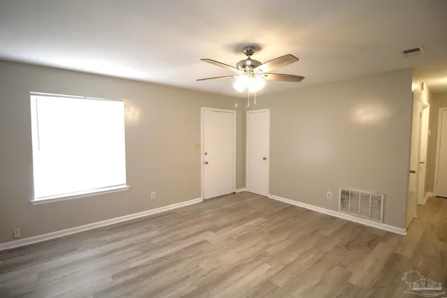 $1,400 | 3400 Green Briar Court, Unit C, Gulf Breeze, FL 32563