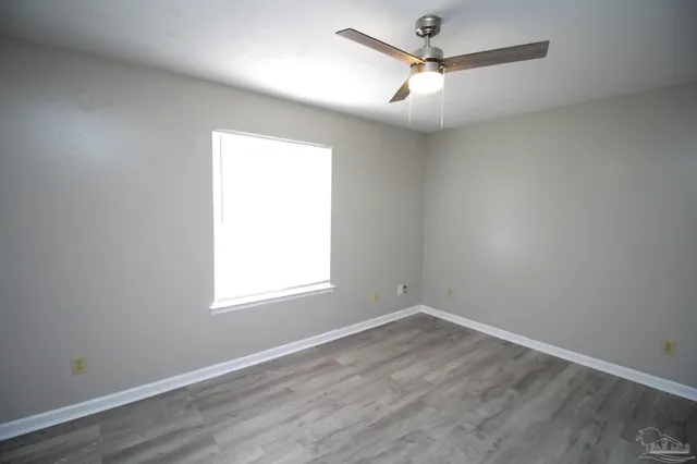 $1,400 | 3400 Green Briar Court, Unit C, Gulf Breeze, FL 32563