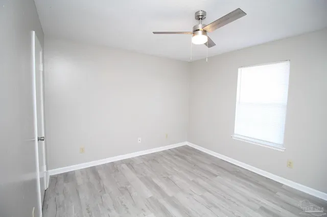 $1,400 | 3400 Green Briar Court, Unit C, Gulf Breeze, FL 32563