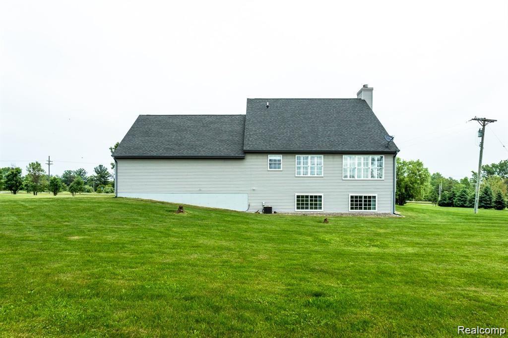 7351 Lapeer Road Goodells, MI 48027 - Photo 11 of 54