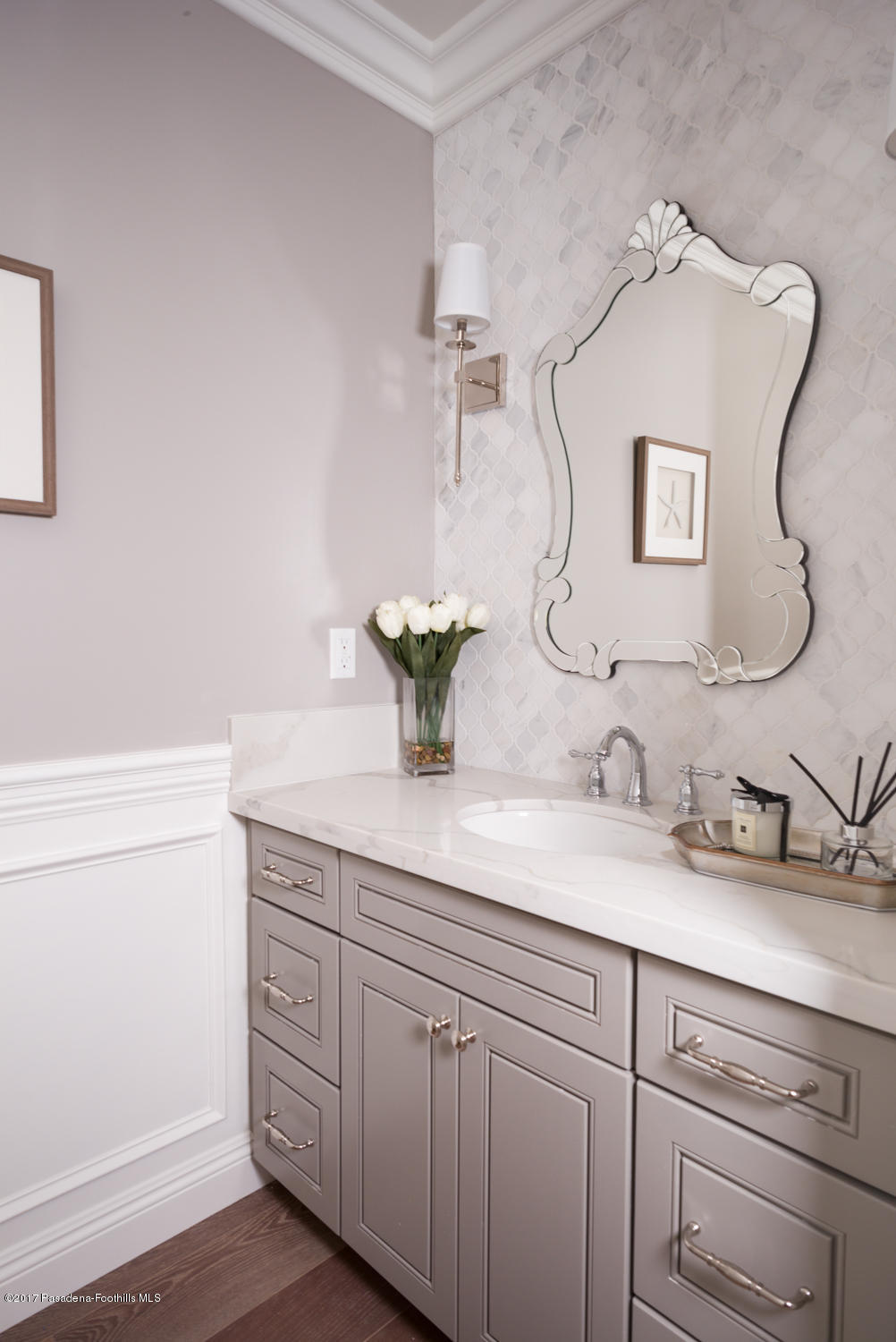 4804 Hampton Road La Canada Flintridge, CA 91011 - Photo 5 of 26 20170712-L1007894