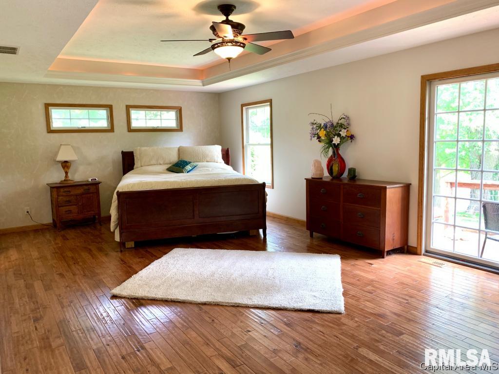 9 Hawthorne Lane Springfield, IL 62712 - Photo 15 of 26 Gallery Image 15