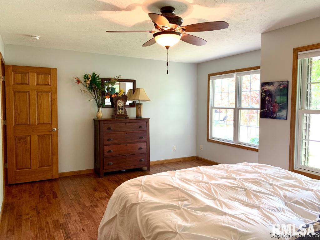 9 Hawthorne Lane Springfield, IL 62712 - Photo 19 of 26 Gallery Image 19