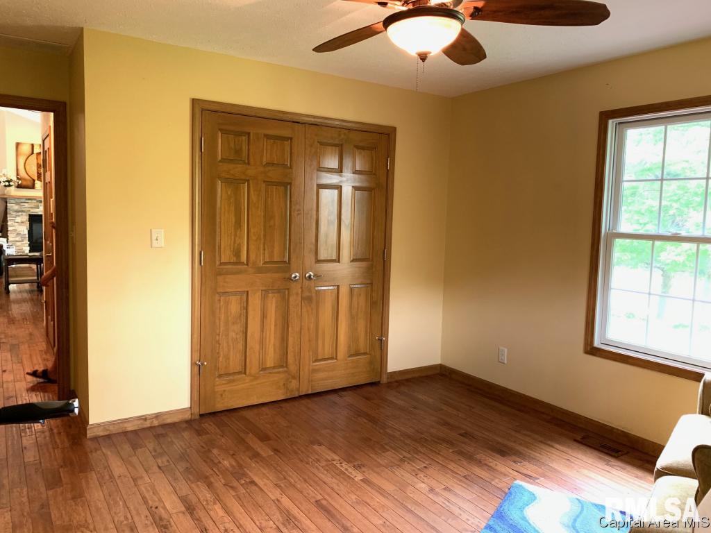 9 Hawthorne Lane Springfield, IL 62712 - Photo 20 of 26 Gallery Image 20