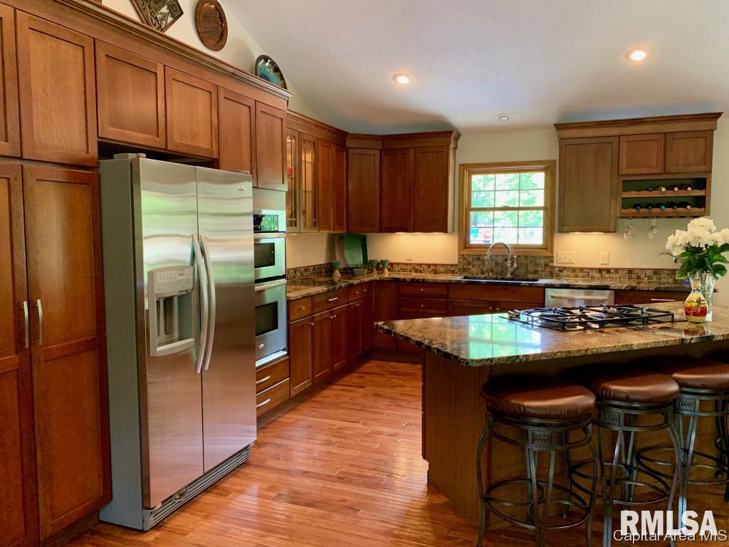 9 Hawthorne Lane Springfield, IL 62712 - Photo 6 of 26 Gallery Image 6