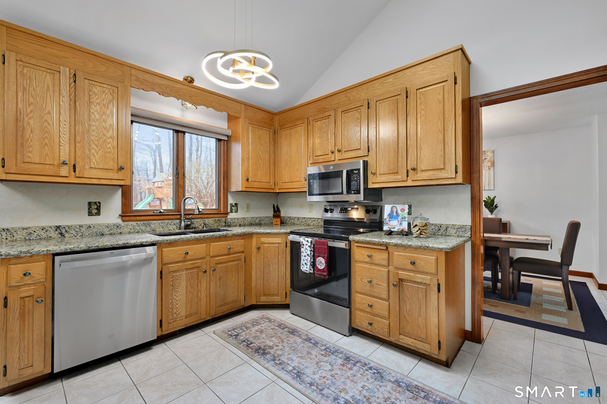 7 Rolling Ridge Court Prospect, CT 06712 - Photo 4 of 36