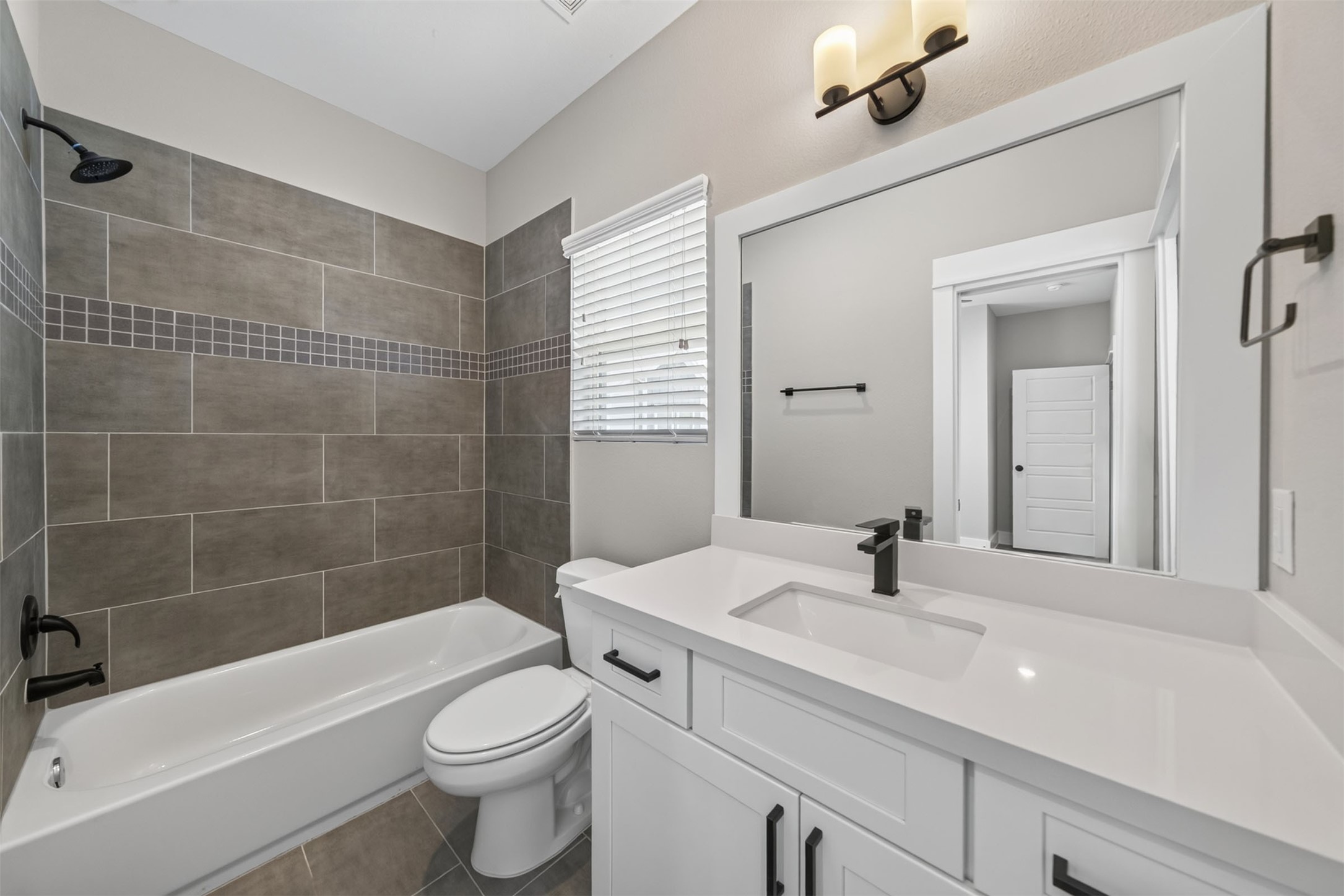 1205 West Tidwell Road Houston, TX 77091 - Photo 27 of 41