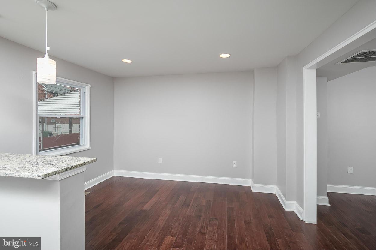 3920 Rokeby Road Baltimore, MD 21229 - Photo 5 of 24 Dining Room