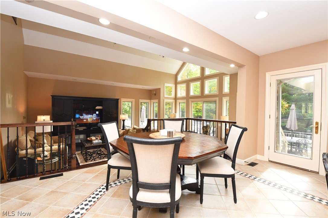 35924 Solon Road Solon, OH 44139 - Photo 12 of 34
